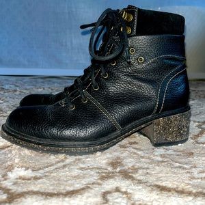 Aetrex Aubrey Lace Up Waterproof Boot